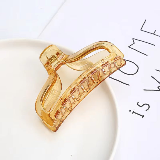 Women Simple Plastic Hair Claws Hair Clips Headwear Girls Candy Color Transparent Hairpin Crab Barrette Fashion Hair Accessories